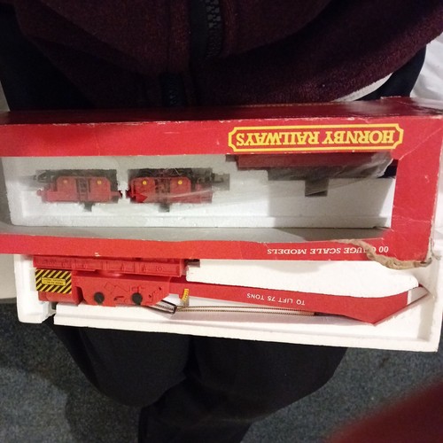 Hornby ton crane ads - ton,