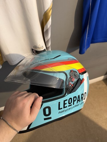 Agv gold standard size - agv,