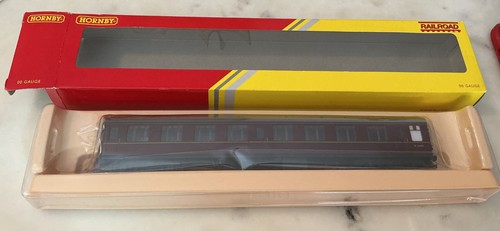 Hornby r4351 mk1 - hornby, maroon