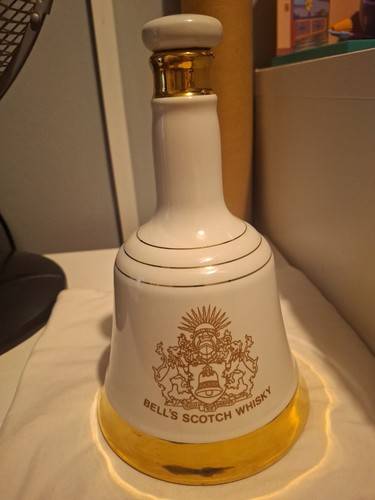 Vintage 1982 bells royal - vintage,