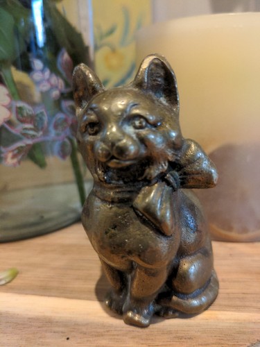 Adorable solid brass cat - brass,