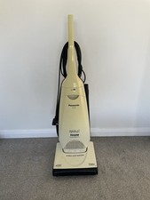 Panasonic MC-E3002 White