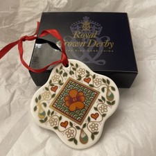 Royal Crown Derby English Fine