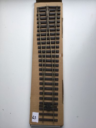 Gauge left hand - left,