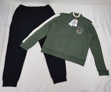 ADMIRAL MENS SIZE MEDIUM