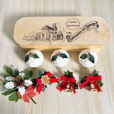 Vintage Christmas Pins &