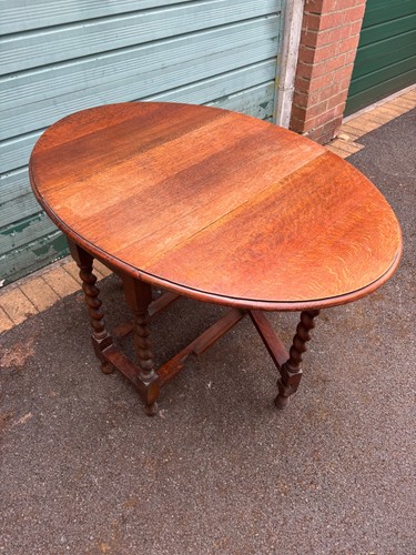 Vintage solid oak - gateleg, drop