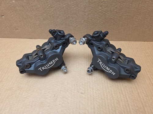 Triumph daytona 955i front - daytona,