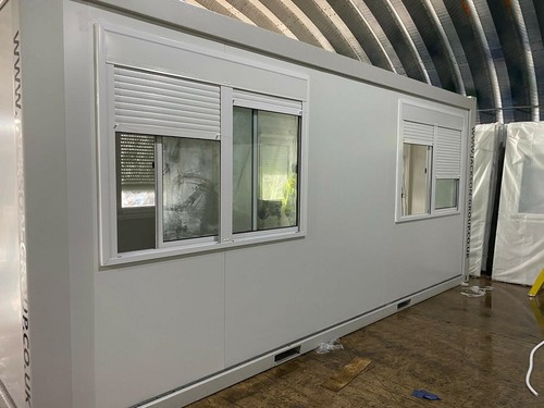 Pop shop retail building - up,