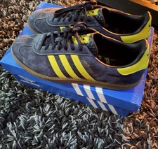 Adidas AS230 UK10 Black