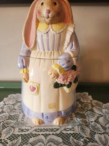 Vintage bunny rabbit colorful - bunny,