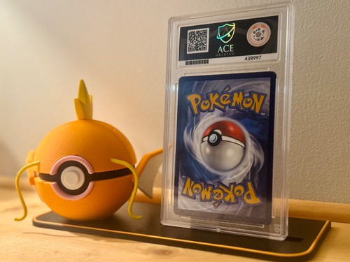 Pokemon magikarp pokeball - -,