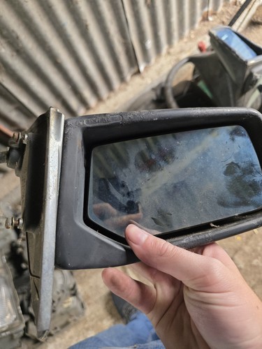 Mercedes benz w123 - wing, mirror