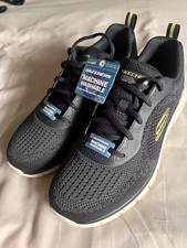 Men's Skechers  Sport Relaxed Fit Memory Foam Trainers Size 8 - BRAND NEW