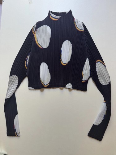 Issey miyake pleats - issey,
