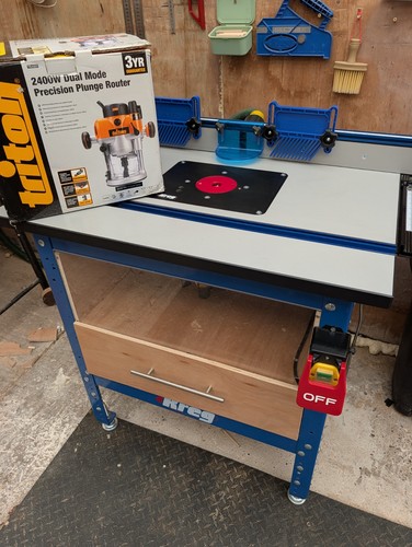 Kreg precision router - router, table