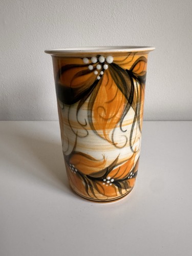 Vintage signed gwili pottery - signed,