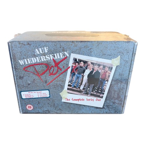 Auf wiedersehen pet series - wiedersehen,