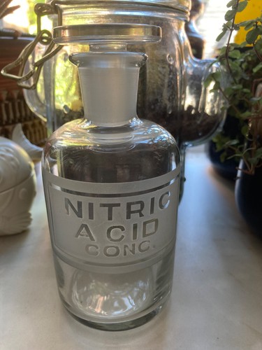 Antique apothocary chemist - antique,