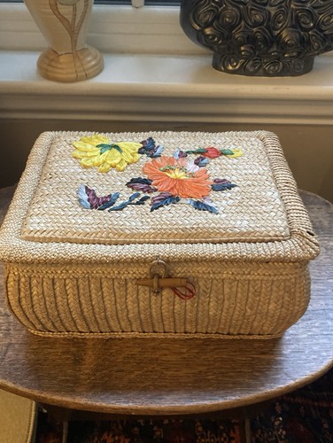 Vintage sewing box - vintage,
