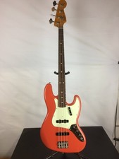 Excellent Fender Vintera II