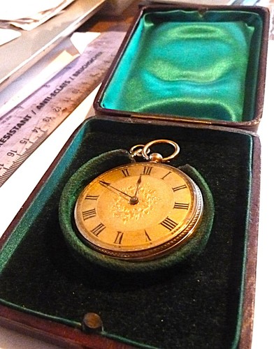 18k solid gold - solid,
