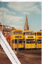 MIDLAND FOX YARD SCENE - BUS PHOTO #REF.B16742