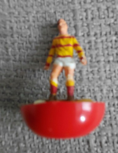 Subbuteo spare football - 1,