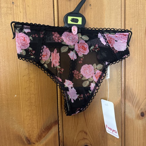 Freya rose blossom size small - rose,