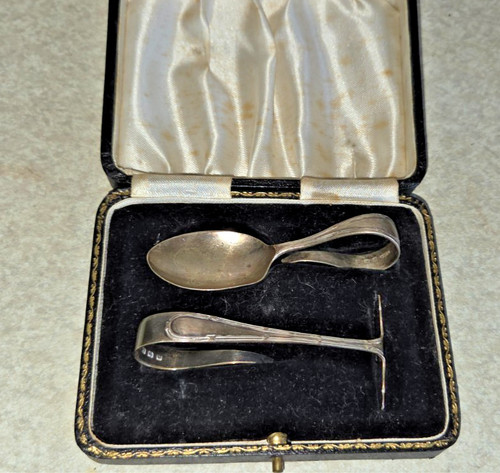 Vtg cased silver hallmared 925 - cased,