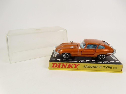 Dinky 131 jaguar - dinky, 'e'
