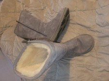 UGG Australia Women's Size 6