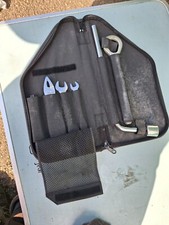 2010 LEXUS IS 220D TOW HOOK + WHEEL WRENCH