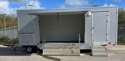 Exhibition trailer - trailer,