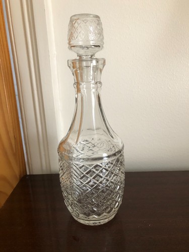 Small glass decanter - small,