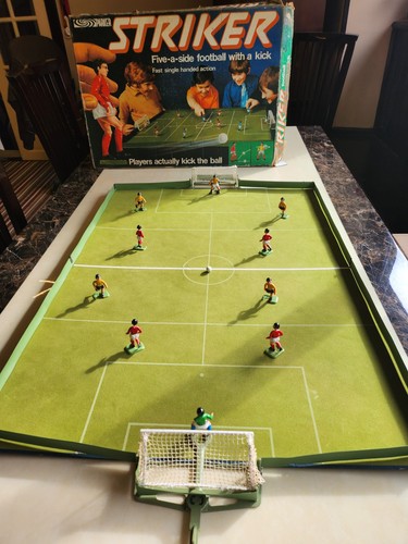 Vintage striker five side - striker, a
