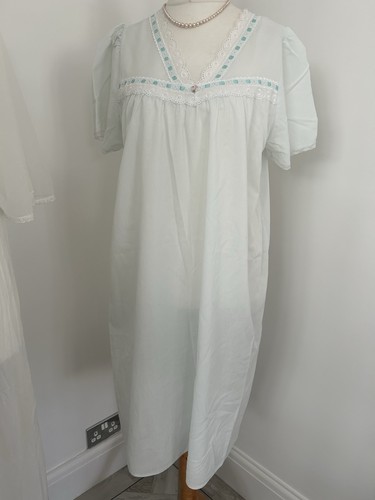 Bhs ladies mint green - ladies, short