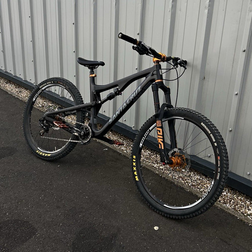 Santa cruz bronson - santa,