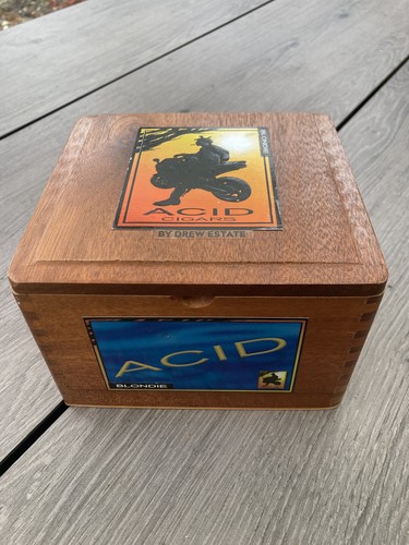 Acid blondie wooden - acid, cigar