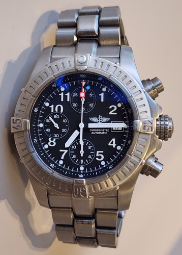E13360 breitling avenger watch - e13360,