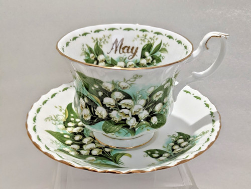 Royal albert lily - royal,