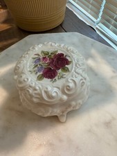 Vintage Jewelry Footed Trinket