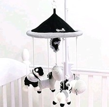 Black & White Mobile Baby Cot