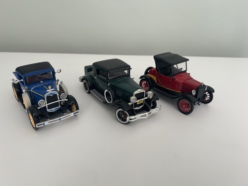 Used bundle large diecast - used,