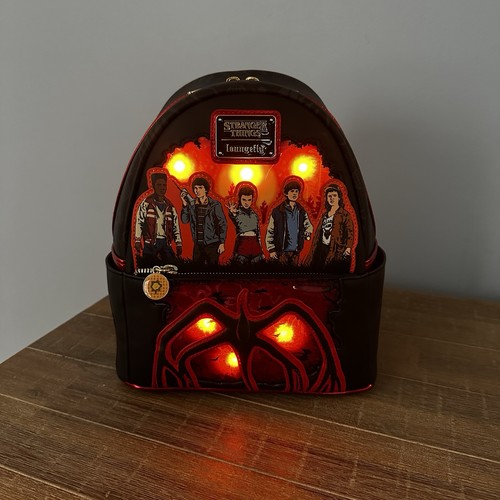 Loungefly stranger things - loungefly,