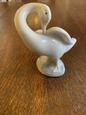 LLADRO Porcelain Swan Figurine