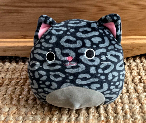Squishmallows xiomara black - squishmallows,