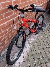 Halfords Blaze Piranha Kids Bike Red 21” Wheels & Helmet