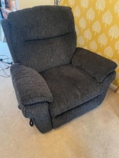 La-Z Boy electric recliner chair (Tamla 1 lift & rise model)