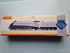 Hornby R3306 OO Gauge. LNER A4
